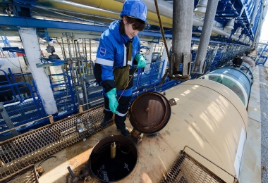 Methods of extraction and scope of application of helium