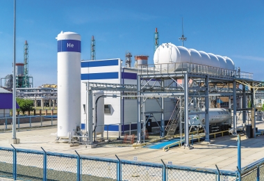 Extraction of helium